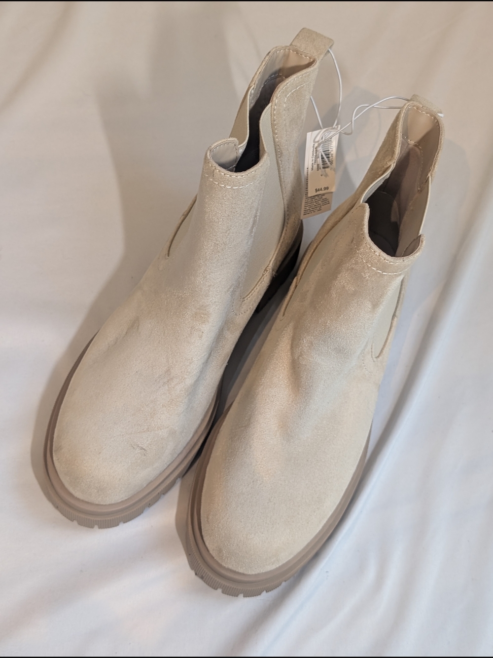 NWT Old Navy Chelsea Boots in Light Cream Suede